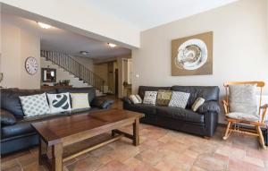 Gorgeous Home In Gorica With Kitchen 