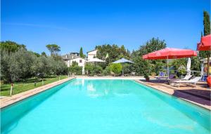 Nice Home In Spoleto With Kitchen