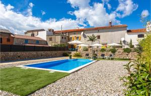 2 Bedroom Pet Friendly Home In Brzac