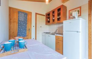 One-Bedroom Apartment In Fazana