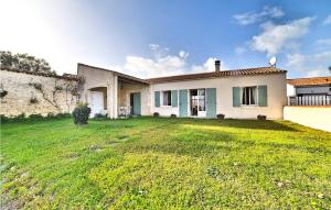 Maisons de vacances Awesome Home In Saint-Pierre-D'oleron : photos des chambres