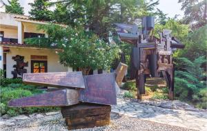 Amazing Apartment In Premantura With Wifi