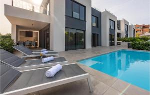 Gorgeous Home In Pasman