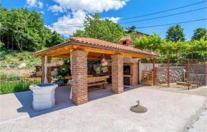 Nice Apartment In Veprinac With Wifi