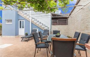 Awesome Apartment In Galizana With House Sea View