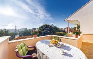Gorgeous Home In Bibinje With Kitchen 