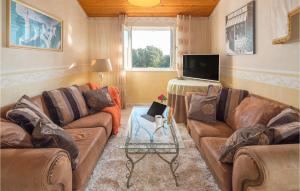 Pet Friendly Apartment In Ravni