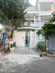 160 Hoàng Hoa Thám