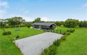 Stunning Home In Væggerløse With Wifi