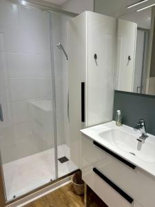 Appartements T2 Place de la Poste, Gare SNCF, port et plage a moins de 5 minutes a pied ! : photos des chambres