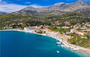 One-Bedroom Apartment In Slano