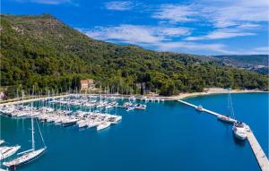 One-Bedroom Apartment In Slano