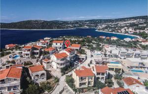 Six-Bedroom Holiday Home In Sevid