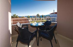 1 Bedroom Awesome Apartment In Bibinje 