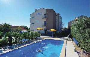 1 Bedroom Awesome Apartment In Bibinje 