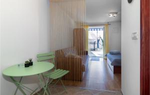 Lovely Apartment In Jadranovo With Wifi 