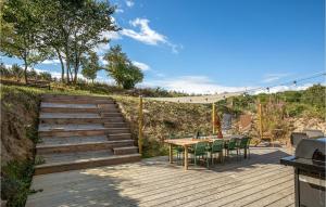 Awesome Home In Svaneke With Kitchen