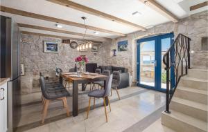 Gorgeous Home In Celina