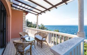 Gorgeous Home In Prigradica With Wifi