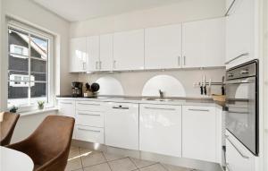 Three-Bedroom Apartment In Bogense