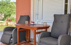 Four-Bedroom Holiday Home In Dicmo