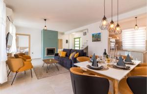 Stunning Home In Peroj 