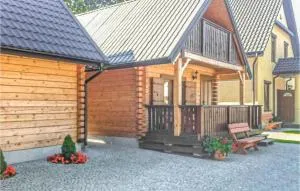 Gorgeous Home In Jaroslawiec With Wifi - Postomino