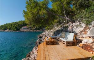 Holiday Home Gdinj With Sea View I