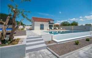 Beautiful Home In Skabrnja With Wifi