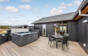 Nice Home In Hvide Sande With Sauna