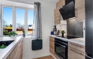 3 Bedroom Awesome Home In Samsø