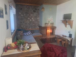 Potamolithos Suites 2