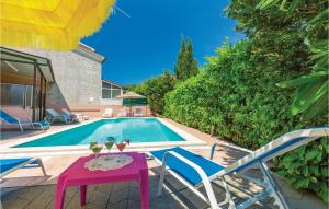 Cozy Home In Pula With Jacuzzi 
