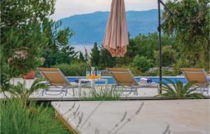 Amazing Home In Supetar