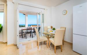 2 Bedroom Nice Apartment In Banjol 