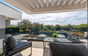 Awesome Home In Zaton With Wifi