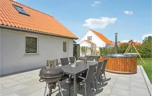 Cozy Home In Asaa With Kitchen - Dronninglund