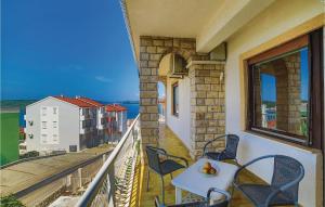Two-Bedroom Apartment With Sea View In Okrug Gornji