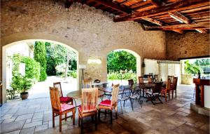 Beautiful Home In Loriol-Sur-Drôme