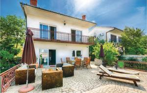 3 Bedroom Beautiful Home In Jadranovo 