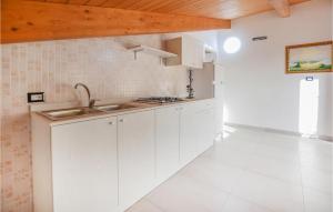 Two-Bedroom Holiday Home In Castellabate -Sa-