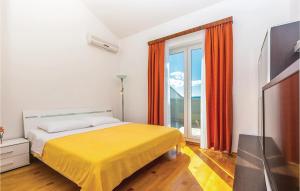 Stunning Apartment In Selce With Wifi 
