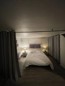 Maisons de vacances Plage et commerces a 50m, sans tele pour deconnecter ! : photos des chambres