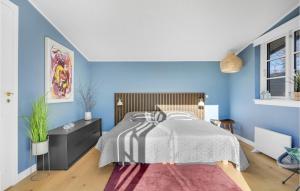 4 Bedroom Lovely Home In Vejby