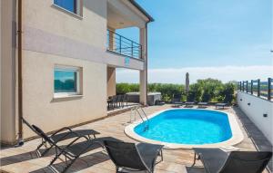 Lovely Home In Vodnjan With Kitchen