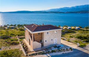 Five-Bedroom Holiday Home In Novigrad