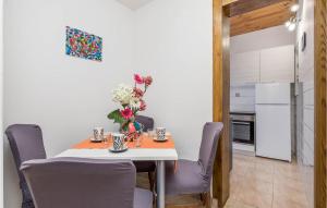 Cozy Apartment In Lovran With Wifi