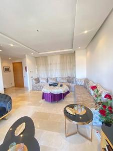 Luxurious and modern 2BR with View and Pool