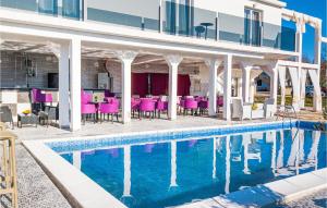 Cozy Home In Cista Velika With Wifi