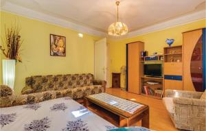 1 Bedroom Beautiful Apartment In Bakar